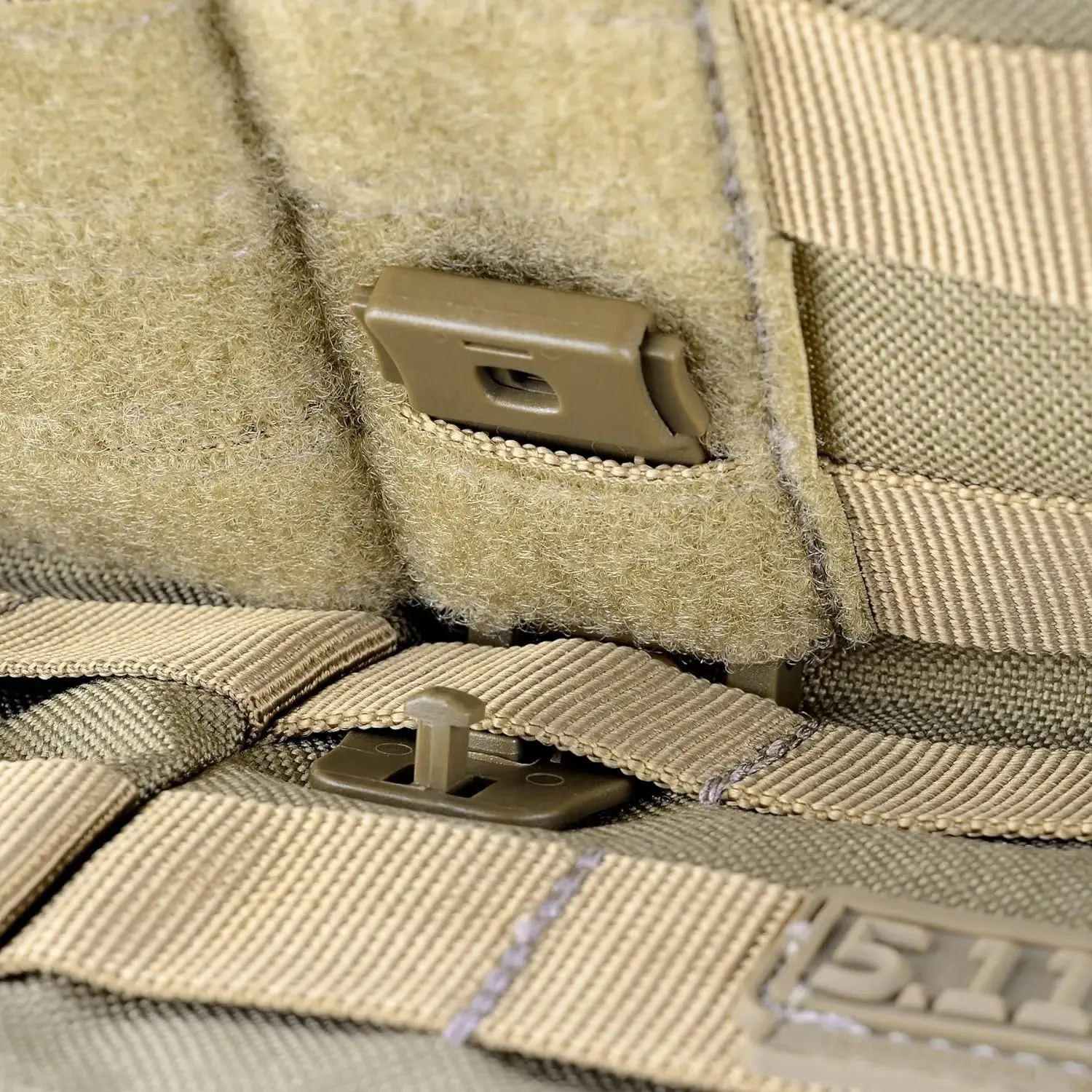 10Pcs Multipurpose MOLLE Clip Tactical Strap Webbing Attachment