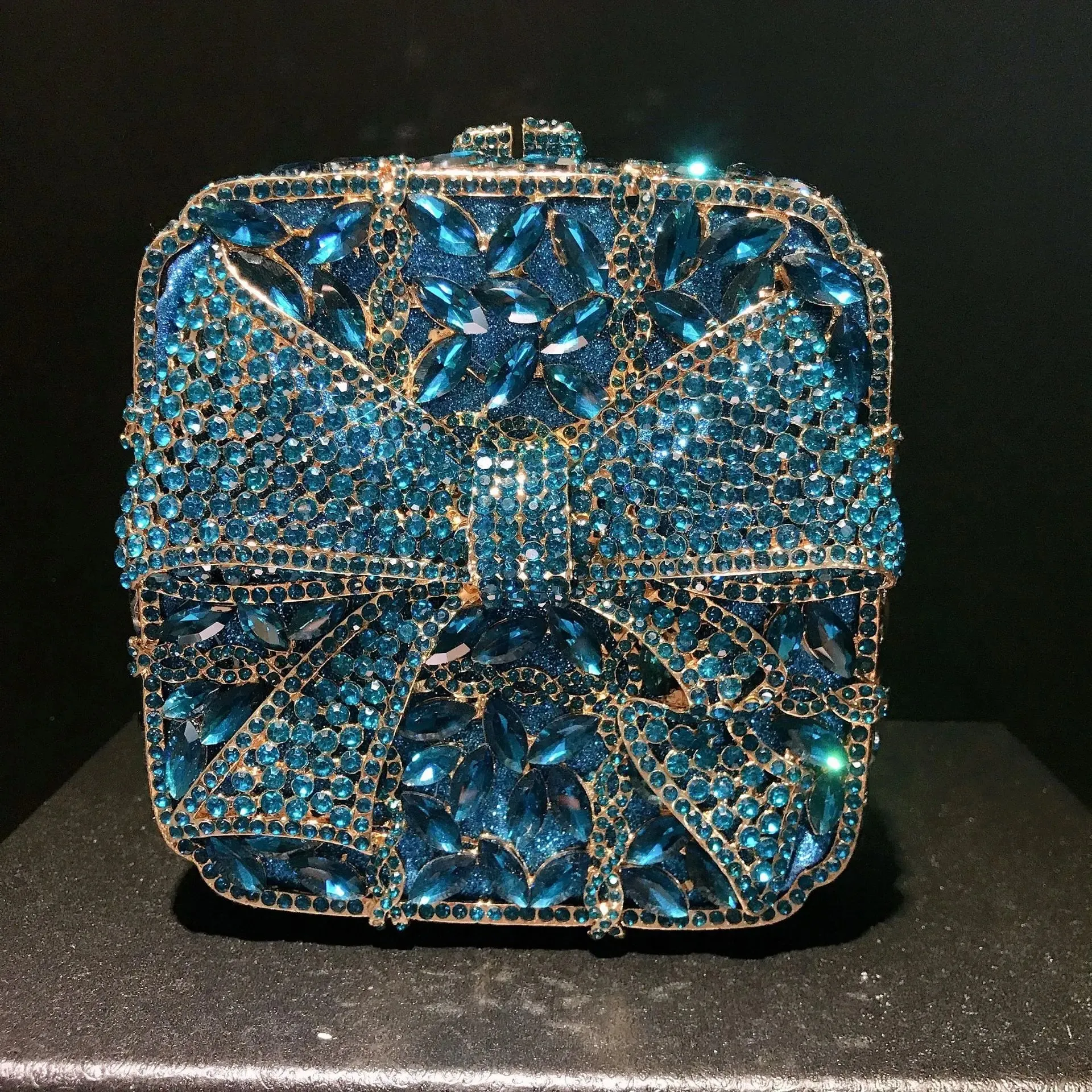 11 Colors New Gold Bow Crystal Clutches Square Rhinestone Evening Bag Party Prom Handbags Luxury Women Wedding Bridal Purses