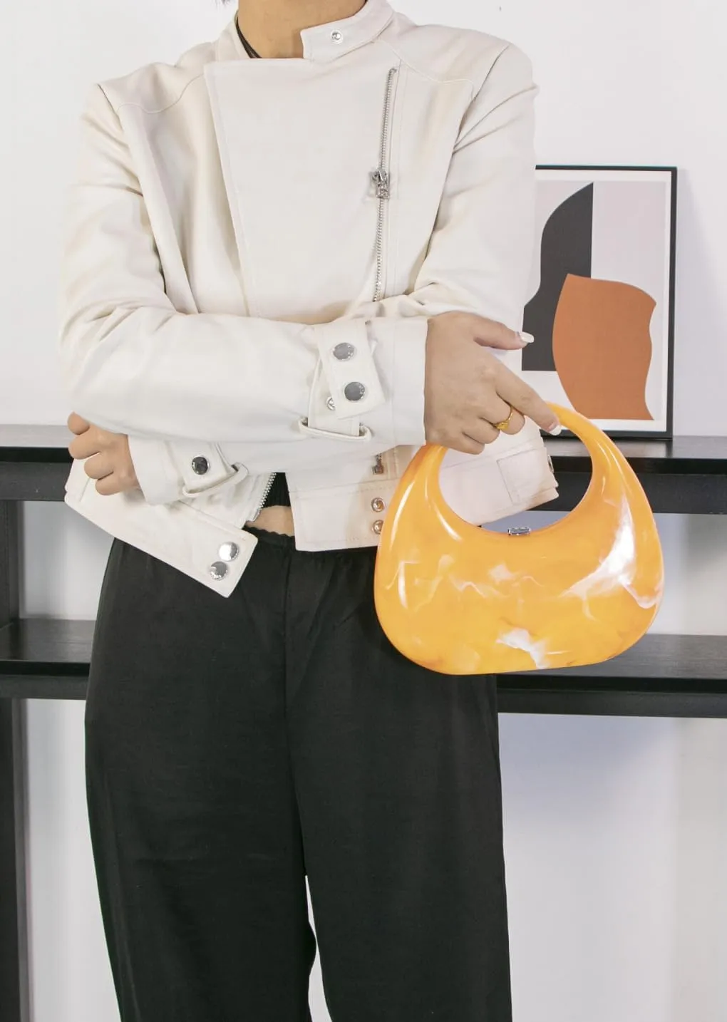 Acrylic Evening Bag for Women Moon Shaped Handbags for Women Top-Handle Hand Purse Clutch for Wedding Cocktail Prom