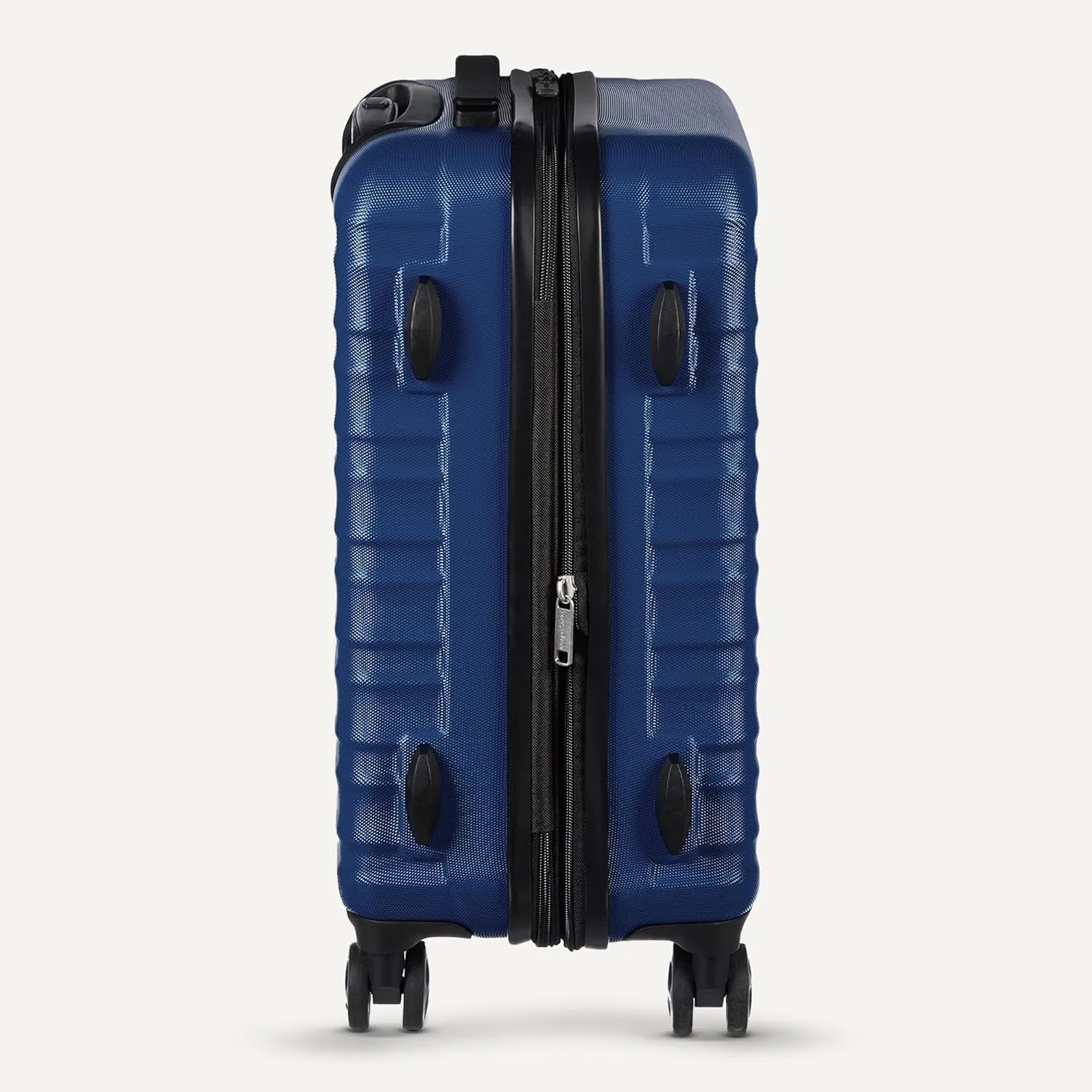 Amazon Basics 3-Piece Set (21", 26", 30"), Hardshell Suitcases With Wheels, Expandable For Up to 25% More Space, With Scratch-Resistant Surface, Four Multi-directional Wheels, Navy Blue