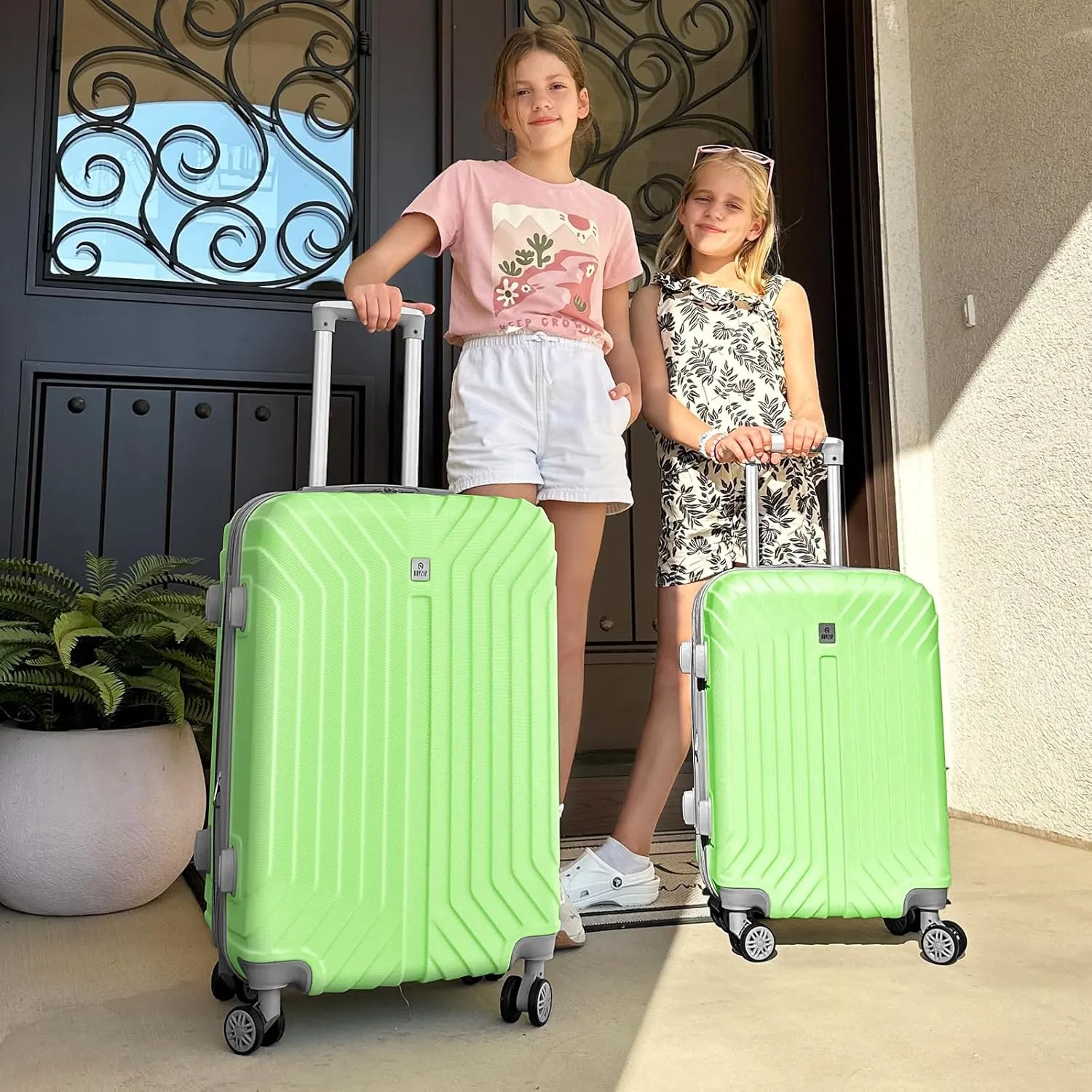 AnyZip Expandable Luggage Sets, 3 Piece Hard Shell Suitcase, Rolling Lightweight Travel Suitcases Sets with Wheels TSA Lock 20 24 28 Inch (LightGreen)