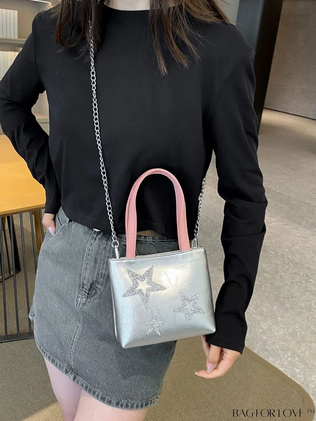BagForLove - Stylish Rhinestone Embellished Star Chain Shoulder Bag - Fashionable & Chic