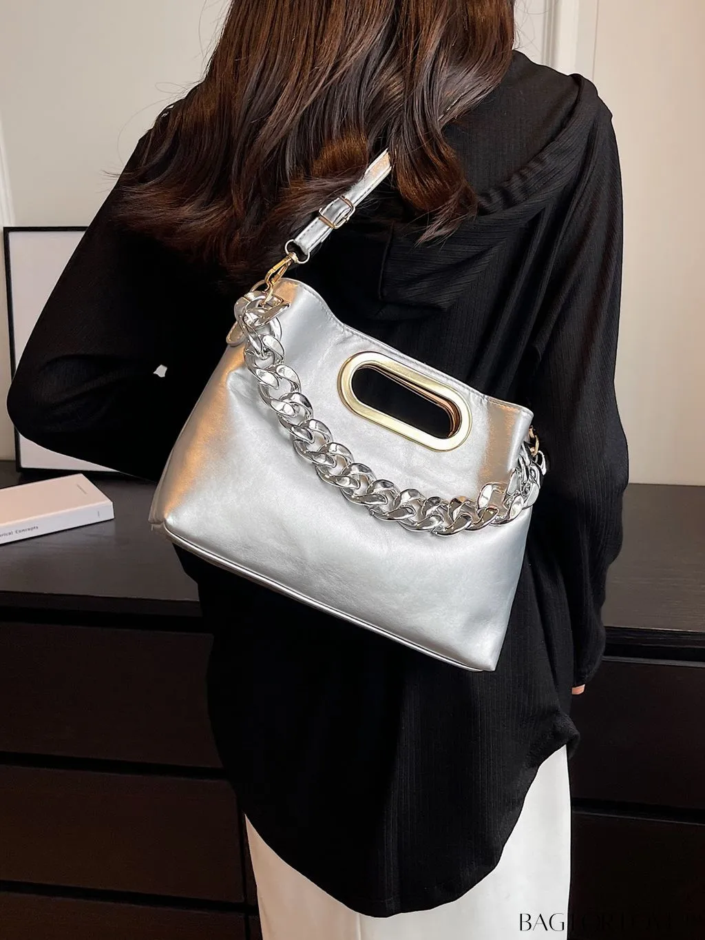 BagForLove - Womens Casual Crossbody Bag: Stylish and Versatile Solid Color Handbag