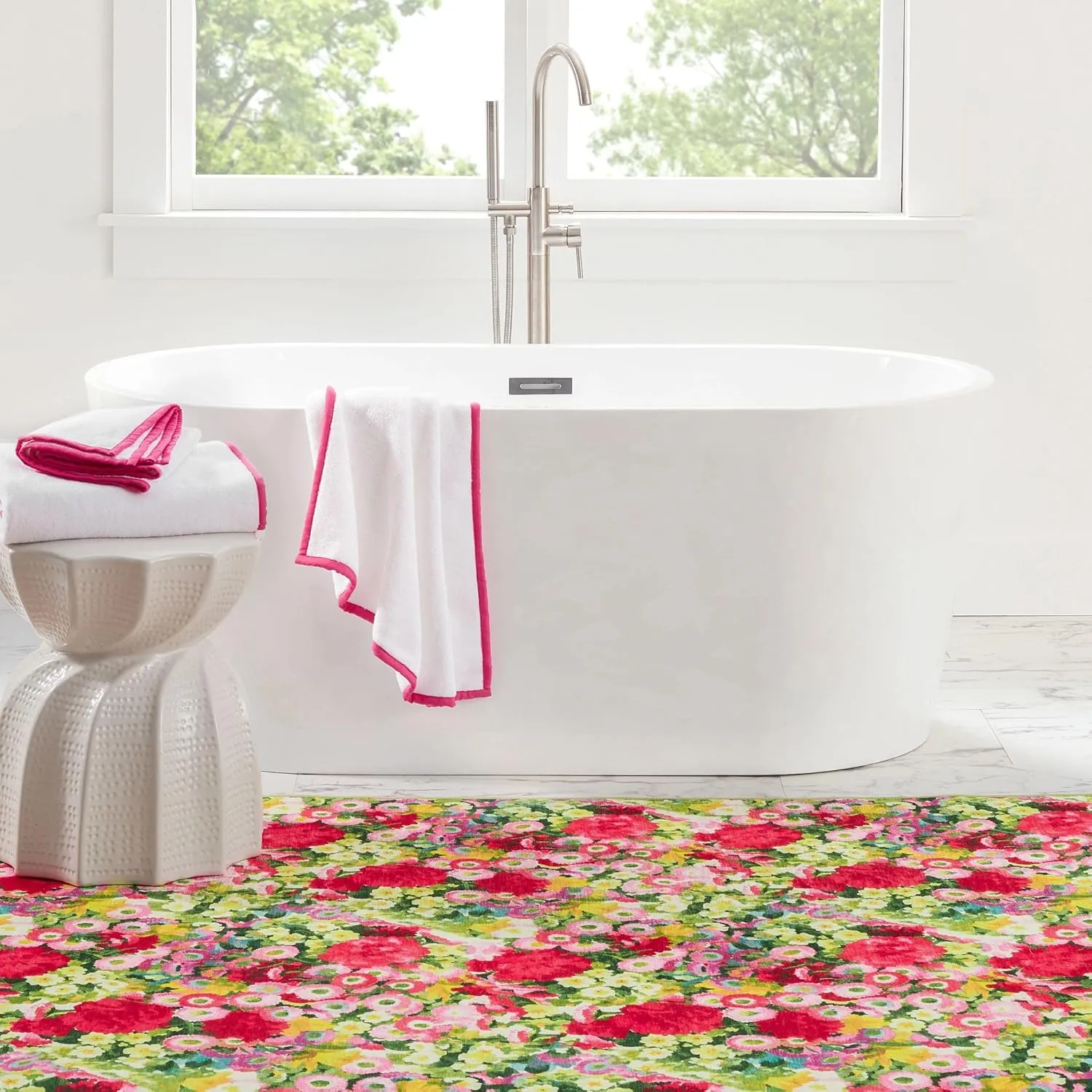 Dash & Albert x Frances Valentine Chamomile Cluster Multi Machine Washable Rug, 5 X 8 Feet, Multi Floral Pattern