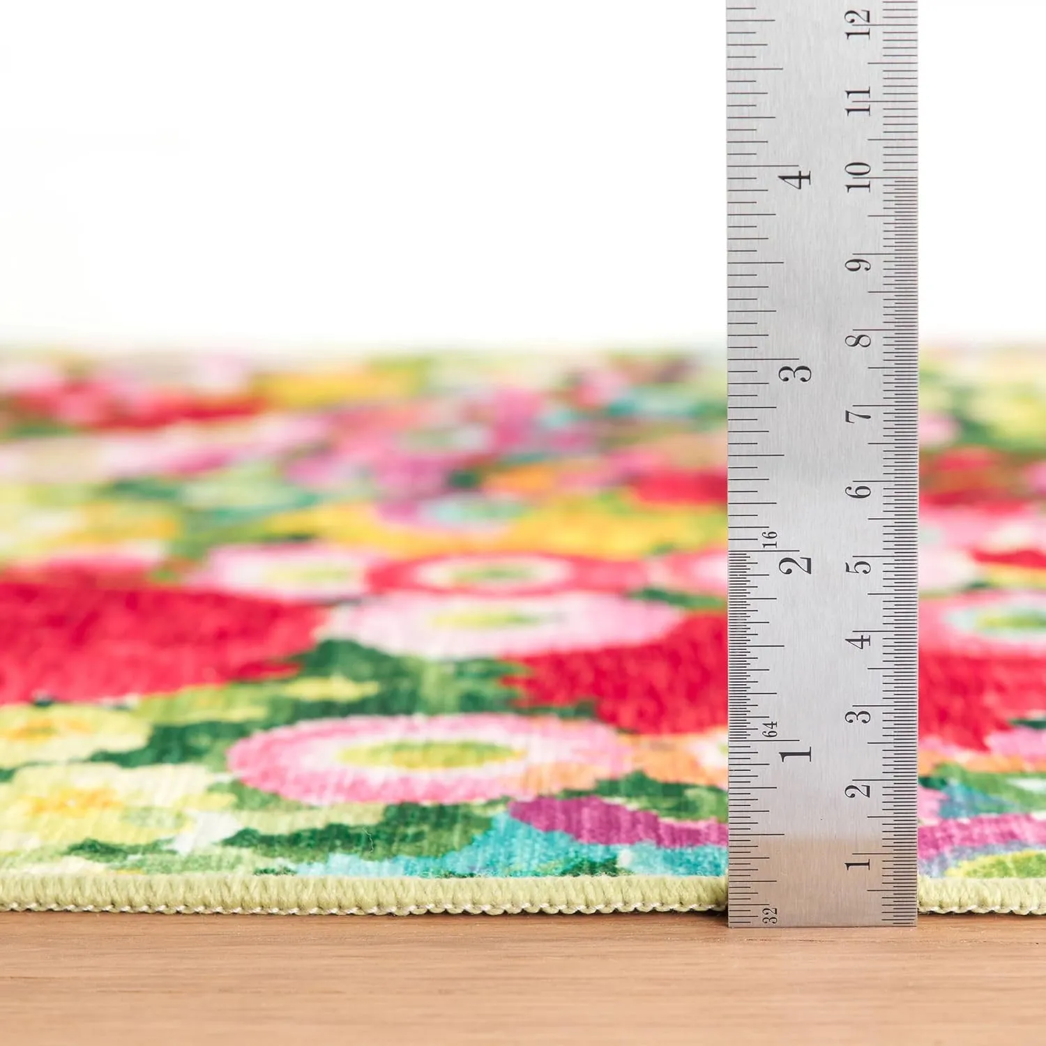 Dash & Albert x Frances Valentine Chamomile Cluster Multi Machine Washable Rug, 5 X 8 Feet, Multi Floral Pattern