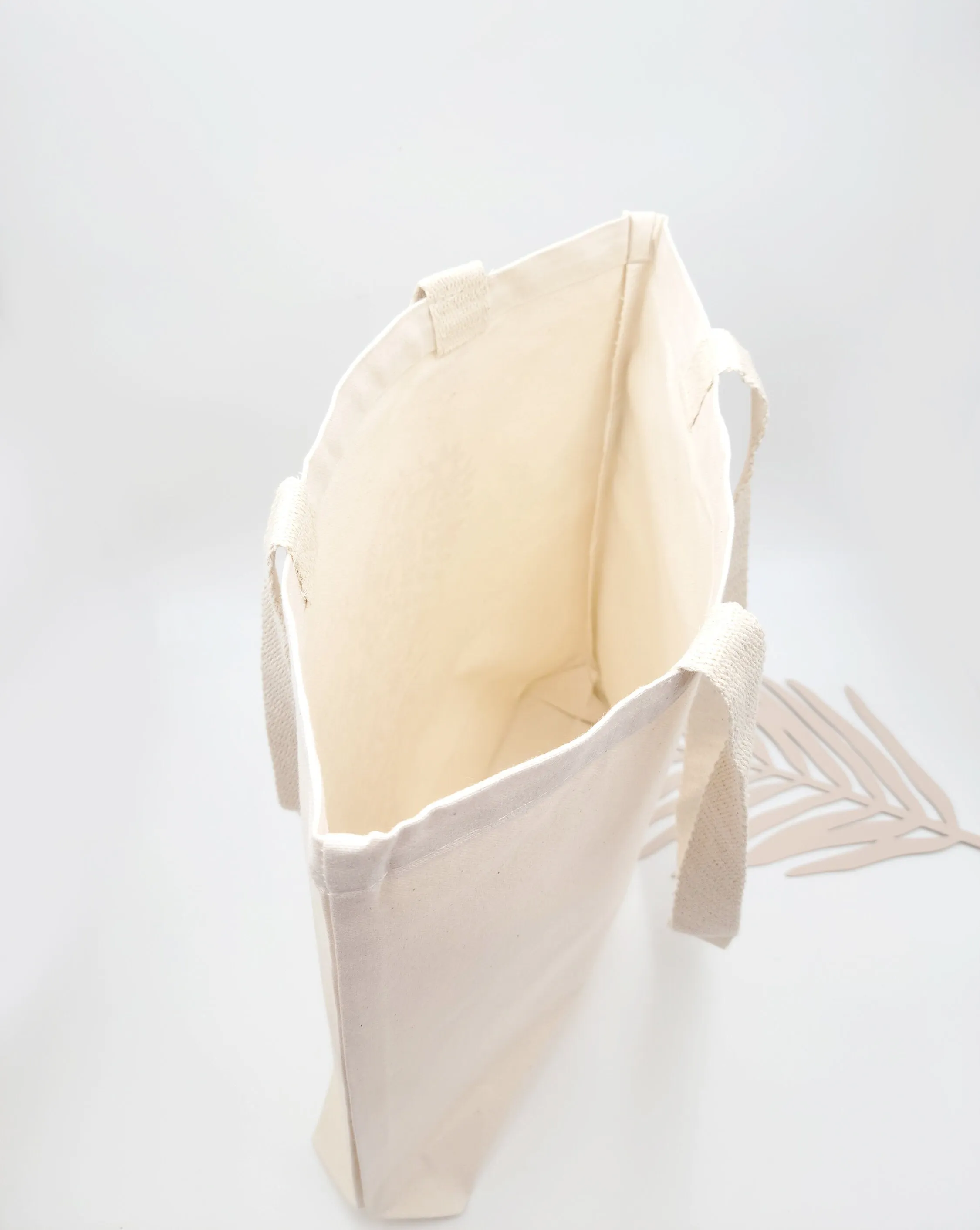 Fox's Glowing Day Tote bag
