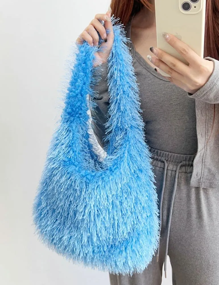 Furry Tote Bag for Women Faux Fur Shoulder Bag Y2k Purse Fluffy Large Fuzzy Handbags Cute Solid Top Handle Satchels