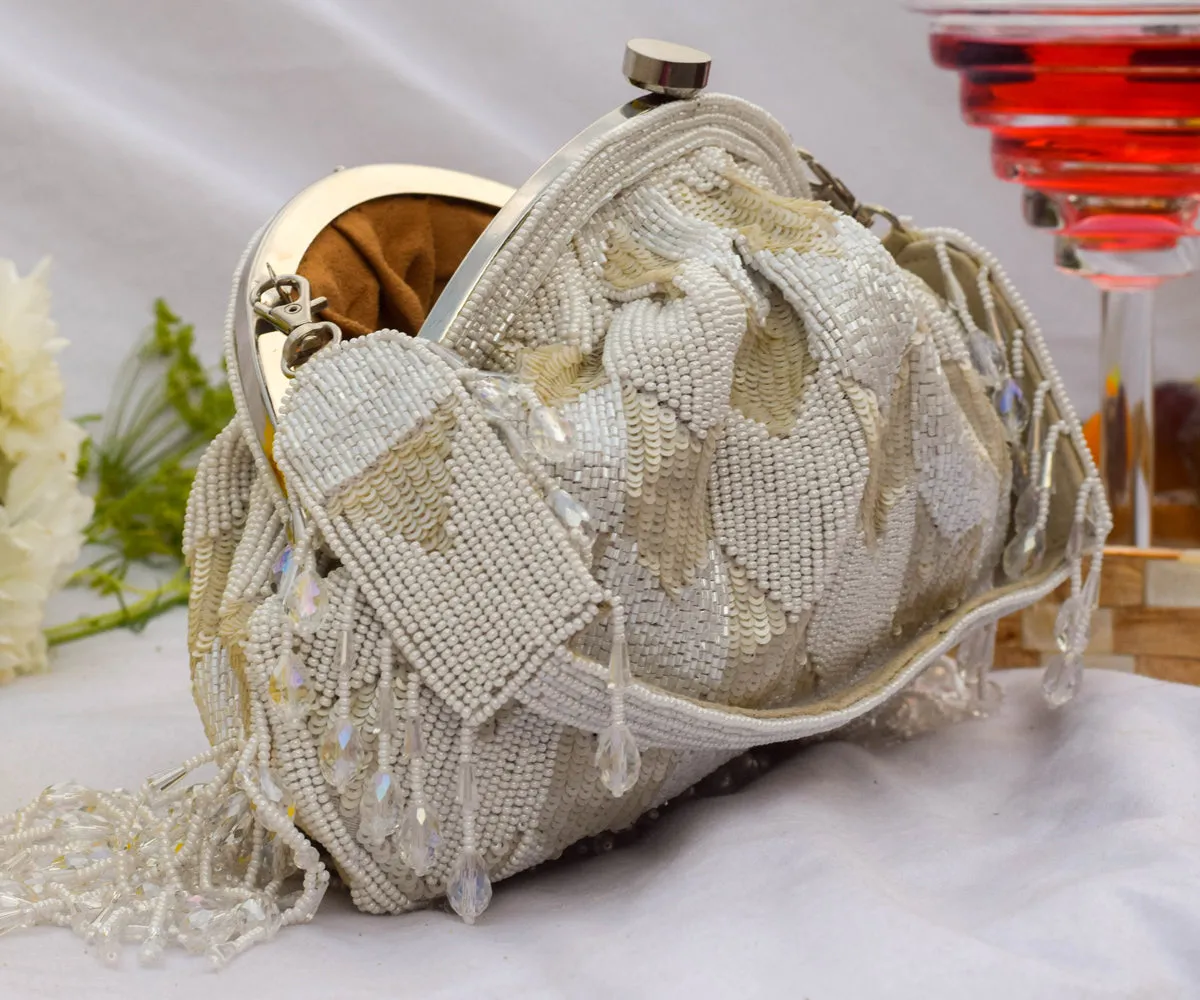 Hrutvy Clutch – Ivory White | AAINA MEHTA