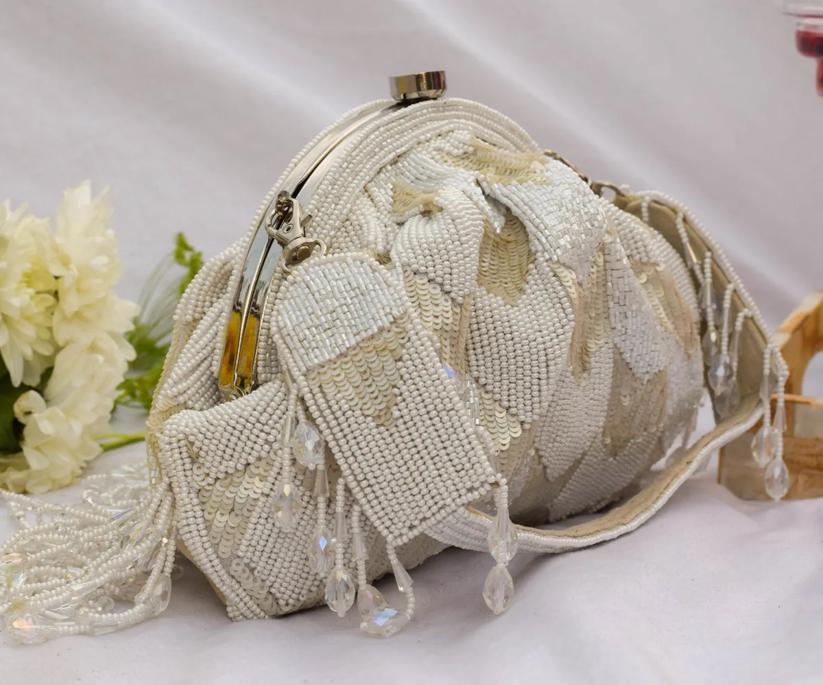 Hrutvy Clutch – Ivory White | MITHILA PALKAR