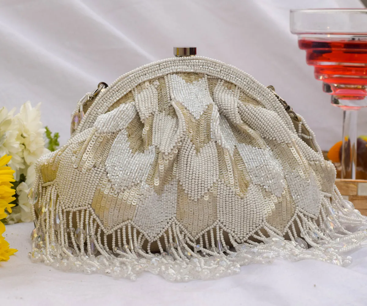 Hrutvy Clutch – Ivory White | MITHILA PALKAR