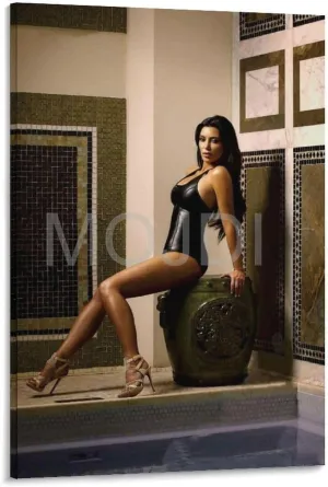 Kim Kardashian Sexy Actor Model Art Poster Room Aesthetic Wall Decoration (4) Canvas Painting Wall Art Poster for Bedroom Living Room Decor 08x12inch(20x30cm) Frame-style