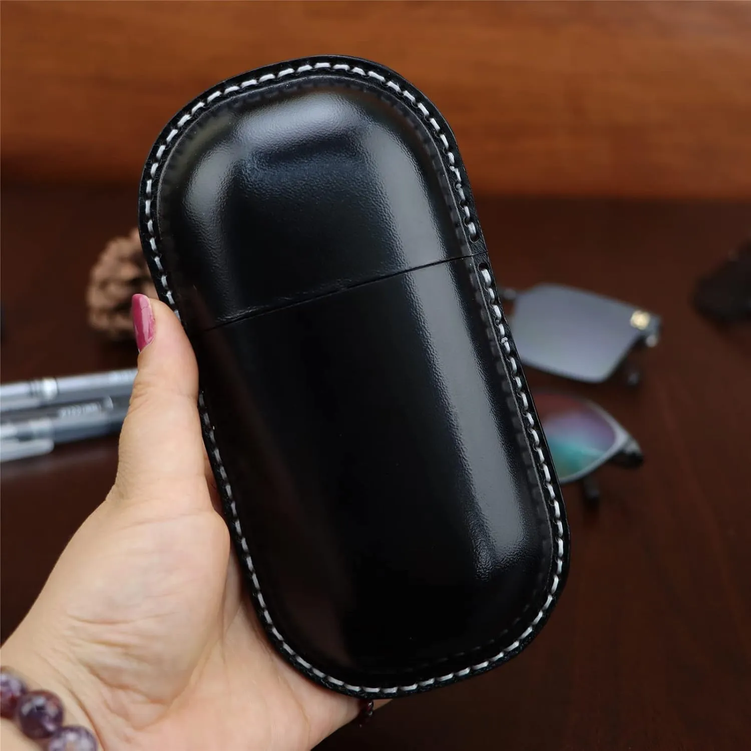 Leather Eyeglass Case Hard Shell Retro Men And Women Sunglasses Nearsighted Glasses Locking clasp Protection Box