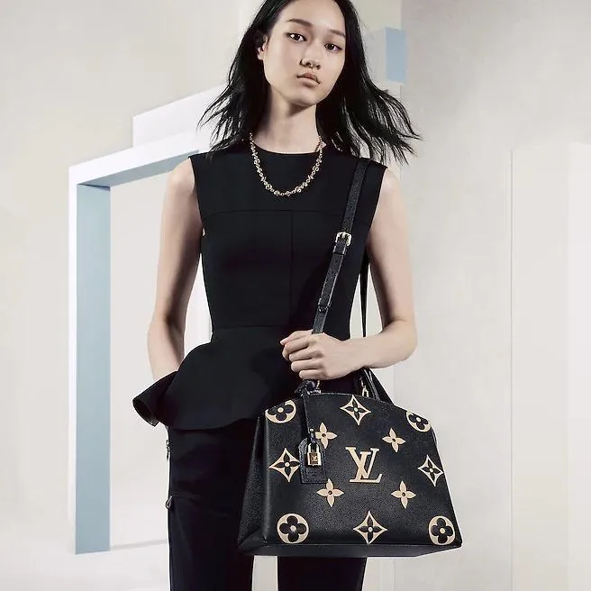 Louis Vuitton GRAND PALAIS