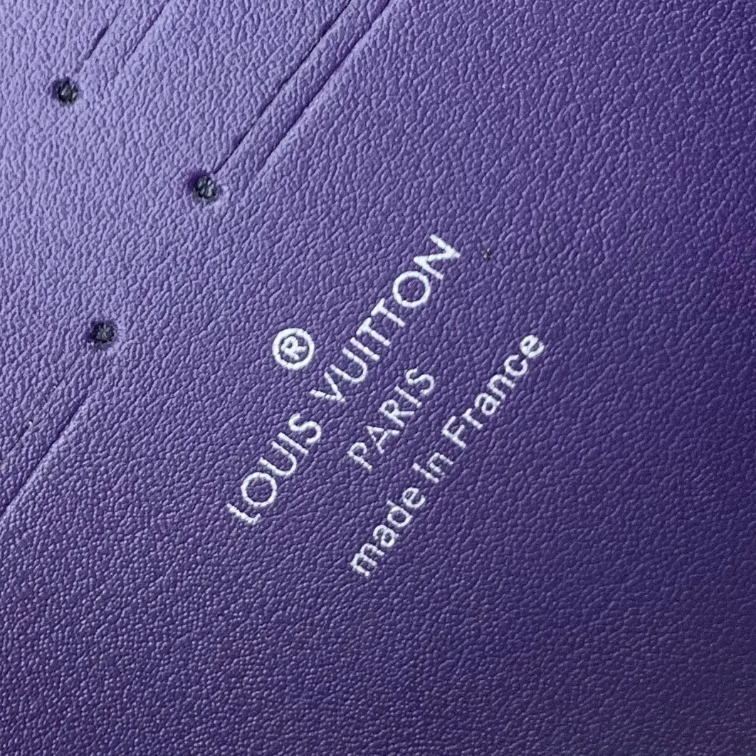 Louis Vuitton Pochette Voyage MM
