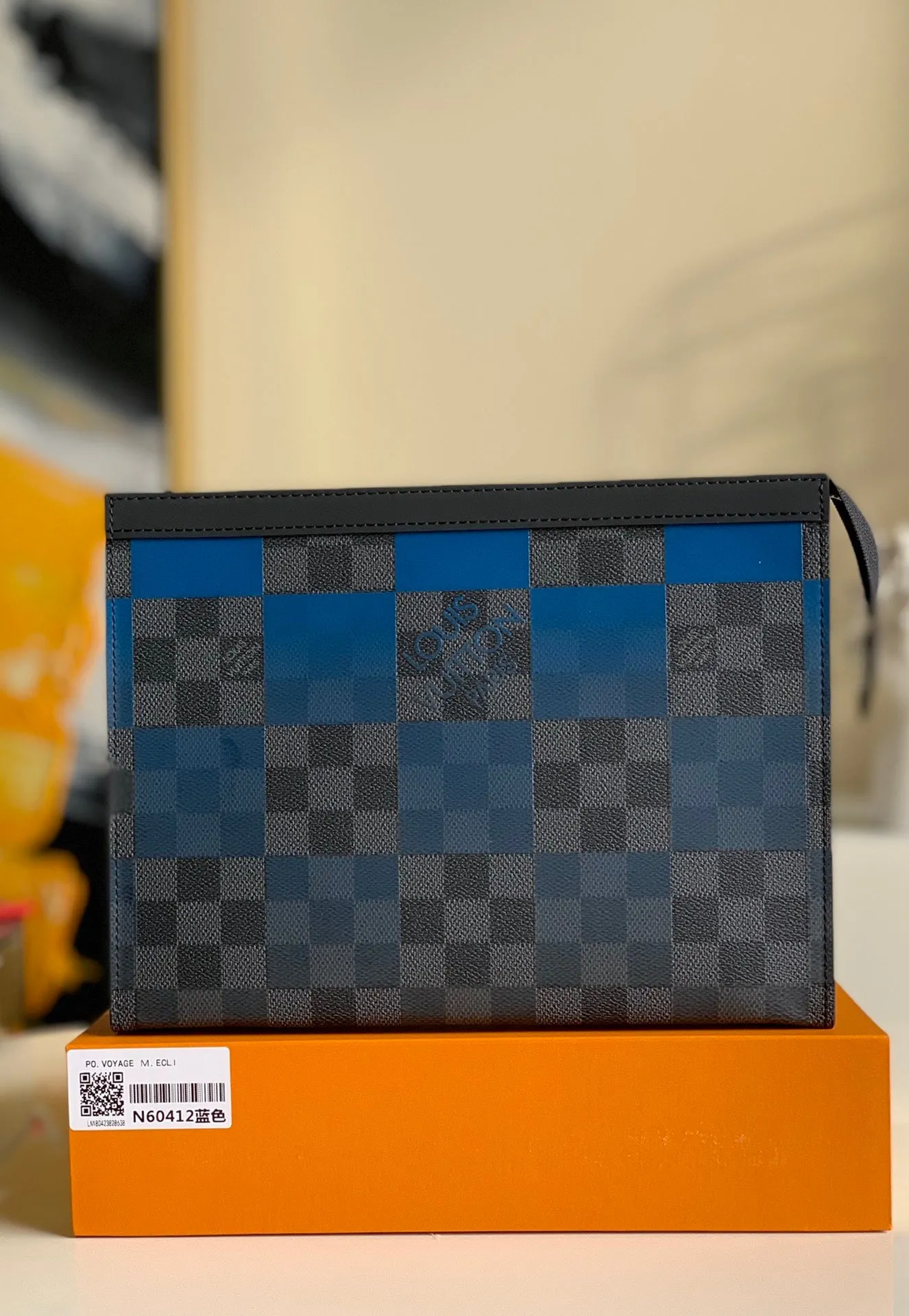 Louis Vuitton Pochette Voyage MM