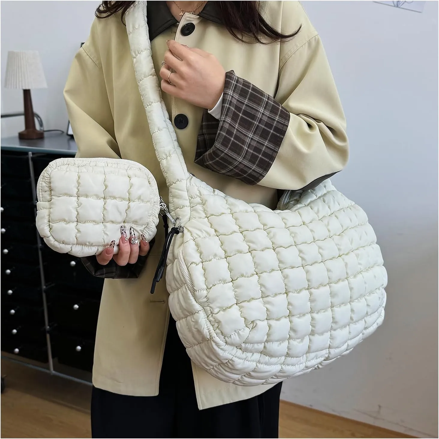 Puffer Tote Bag for Women Quilted Tote Bag Large Crossbody Bag Puffy Bag Lightweight Carryall Bag for Women