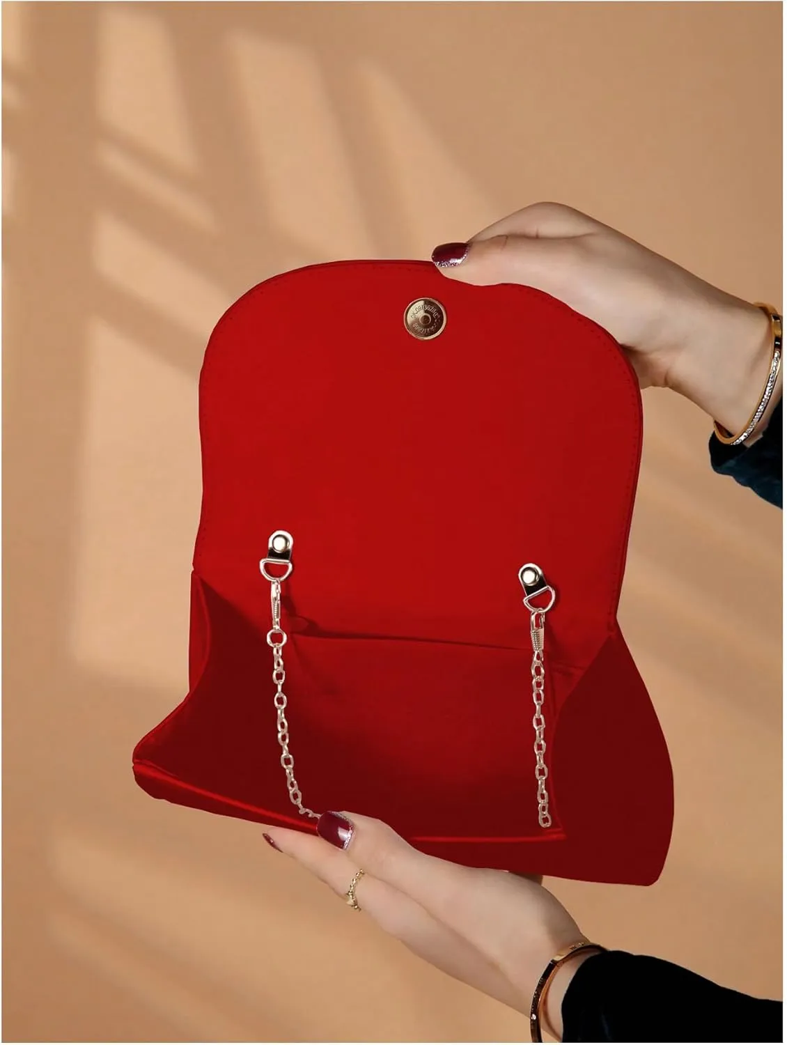 QWINEE Women's Evening Handbags Patent Leather Clutch Elegant Chain Strap Flap Bag Party Cocktail Purse