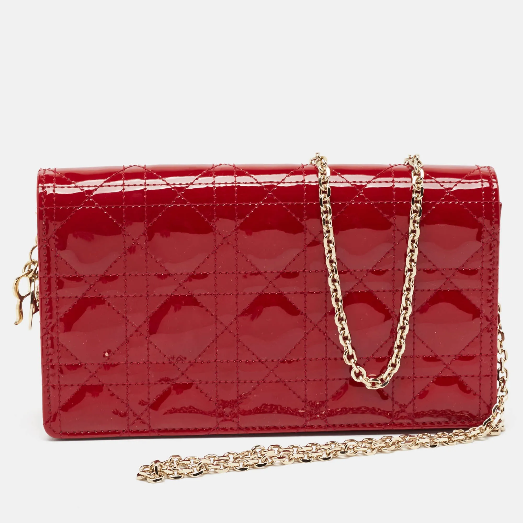 Red Cannage Patent Leather Lady Chain Clutch