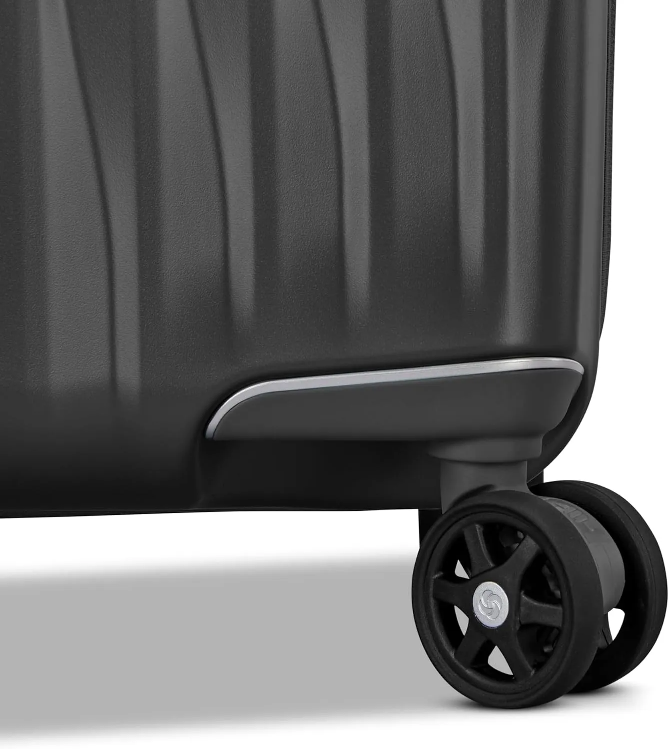Samsonite UpLIFT 19" Lightweight Hardside Carry-On Luggage with Spinner Wheels - Expandable - Airline-Approved, Polycarbonate Hard Suitcase for Ultra Lightweight Travel - Phantom Black