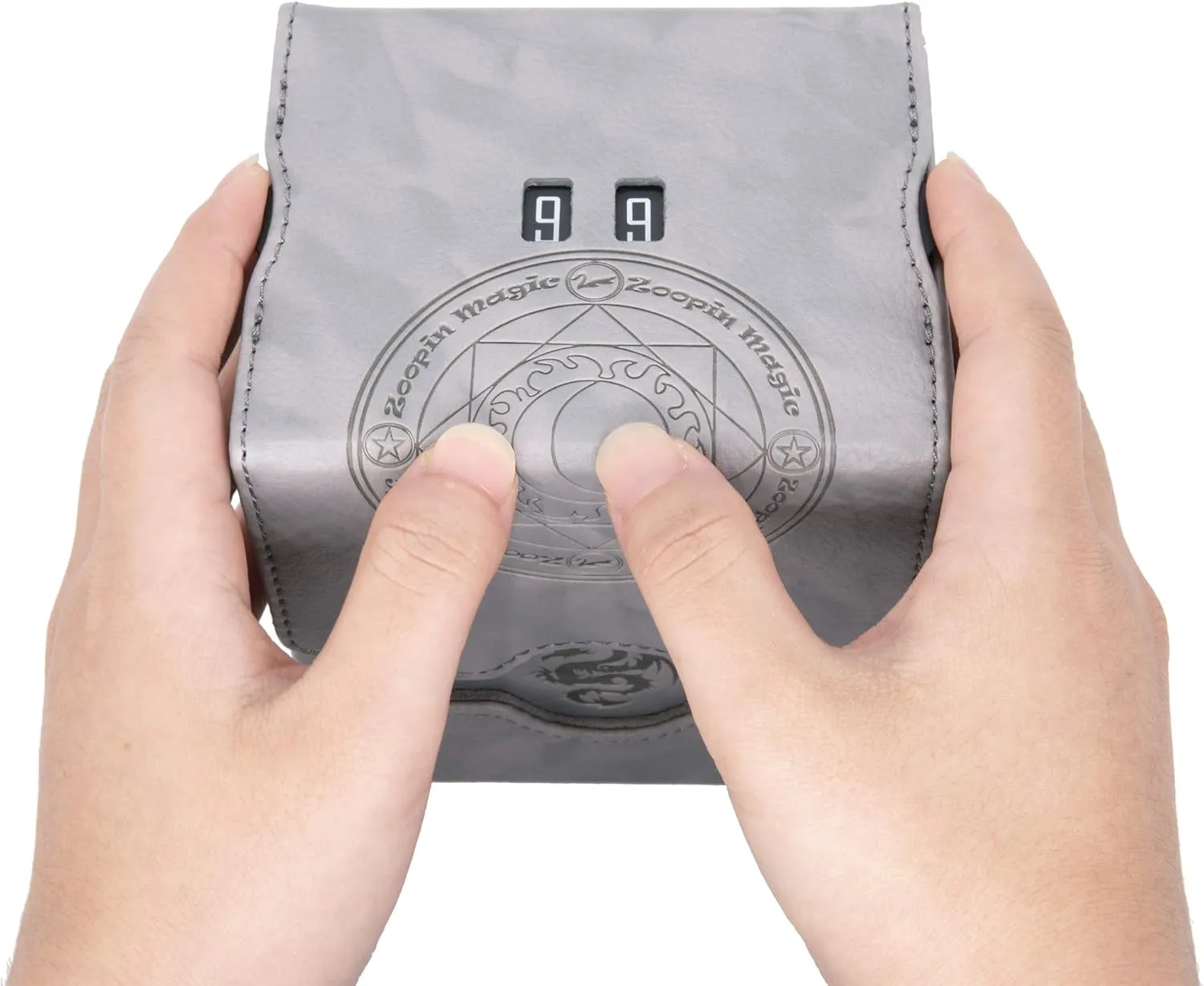 Zoopin Leather Deck Box with Built-in Spinning Life Counter Light Gray for MTG,Yugioh,Pokeman,TES Legacy,Munchkins CCG Decks and Also Small Tokens or Dice- Hold 100 Sleeved Cards or 150 Naked Cards …